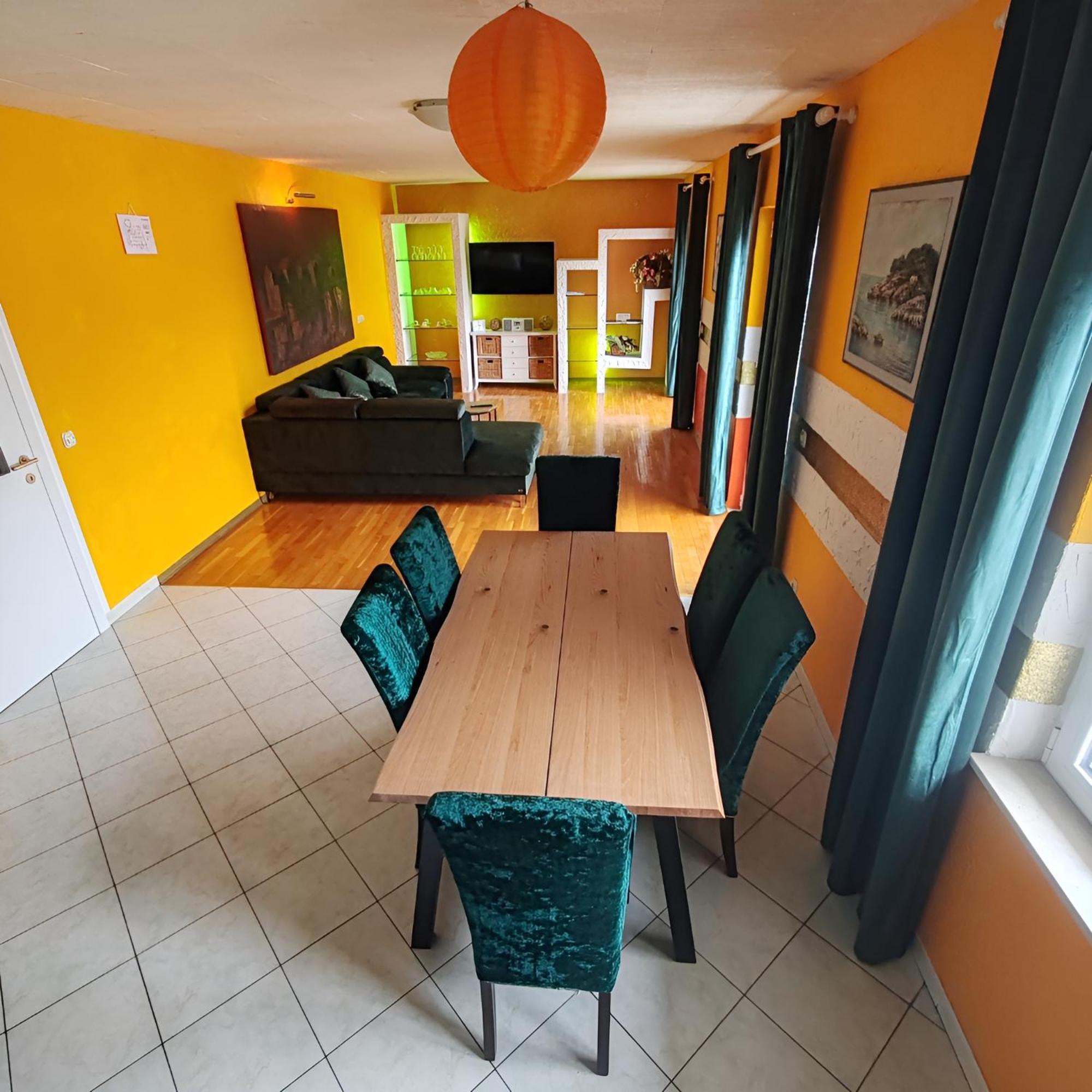 Pia Apartment Dugi Rat Eksteriør billede